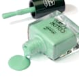 Lak za nohte Color & Care, 250 Delicate Mint alverde NATURKOSMETIK
