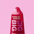 Say It With Juicy Big Hug sjaj za usne - 01 Poppin' Pomegranate essence