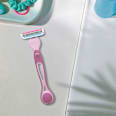 Dámske jednorazové holiace strojčeky Colors Gillette Venus