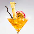 The Summer Edit Peptide sjaj za usne -  C04 Passionfruit Vanilla, SPF 25 CATRICE