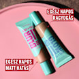 Alapozó, Kind & Free Blur It Out - Nr. 082 Golden Ivory RIMMEL LONDON