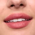 Lippen Mousse Juicy Matte 02 Featherlight Pink essence