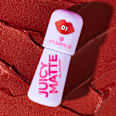 Matný rúž Juicy Matte Lip Mousse 01 Maple Rouge essence