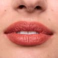 Matný rúž Juicy Matte Lip Mousse 01 Maple Rouge essence
