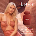 Signature Velvet Eau de Parfum LeGer