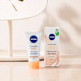 Cremă BB Cream cu minerale nuanța light SPF15 NIVEA