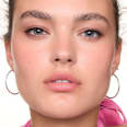 Kajalová ceruzka na oči Lash Princess Long-Lasting Party 01 Deep Black essence