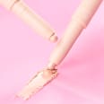 Očný tieň v tyčinke Blur Nude 05 Oat Milk essence