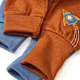 Hose mit Raketen-Motiv, Ripp-Struktur & Mitwachsfunktion, braun + blau, Gr. 56 ALANA