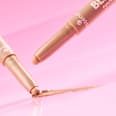 oční stíny v tužce BLUR NUDE 03 Teddy Latte essence