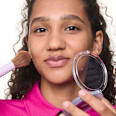 kompaktní pudr matte BLUR MATTIFYING 40 essence