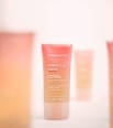 Bőrmegújító arcradír MIRACLE SKIN secrets Renewing Face Scrub women'secret