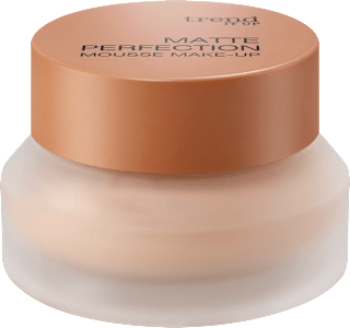 Tekoča podlaga Matte Perfection Mousse 030 trend !t up