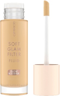 Obarvani fluid za obraz Soft Glam Filter, 020 Light - Medium CATRICE