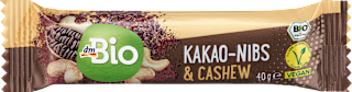 Batonik daktylowy z kakao i orzechami nerkowca dmBio