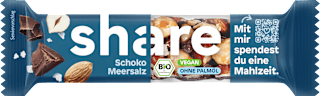Nussriegel mit Schoko & Meersalz share