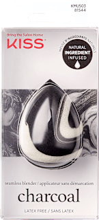 Hubka na make-up charcoal KISS