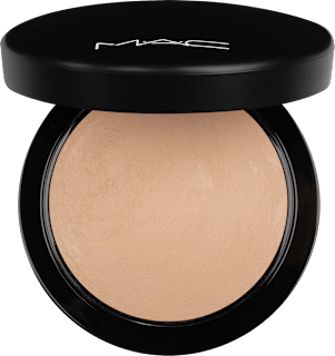 Mineralize Skinfinish Natural puder – Medium Plus M•A•C