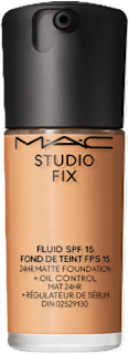 Studio Fix fluid – NC40, SPF 15 M•A•C