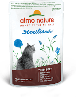 Sterilised cibo umido per gatti con manzo almo nature