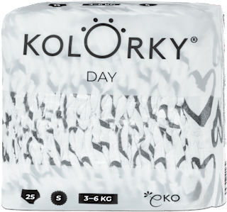Plienky Day veľkosť S (3 - 6 kg) - srdce Kolorky