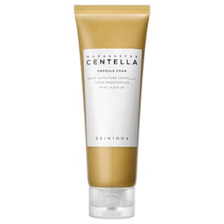 Spumă de curățare pentru față cu Centella din Madagascar SKIN1004