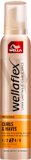 pěnové tužidlo pro vlnité a kudrnaté vlasy Curls Definition wellaflex