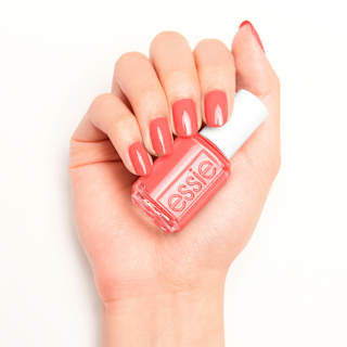 lak na nehty 72 peach daiquiri essie