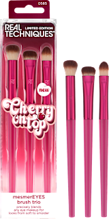 Set čopičev za veke MesmerEYES Cherry on top, 3-delni  REAL TECHNIQUES