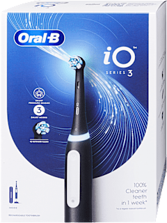 Elektromos fogkefe iO3 Black utazótokkal Oral-B