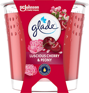 Duftkerze im Glas Luscious Cherry & Peony 112 g glade