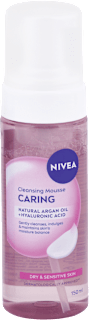 Ošetrujúca čistiaca pleťová pena NIVEA