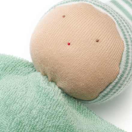 Püppchen mit Ringel-Mütze, grün ALANA