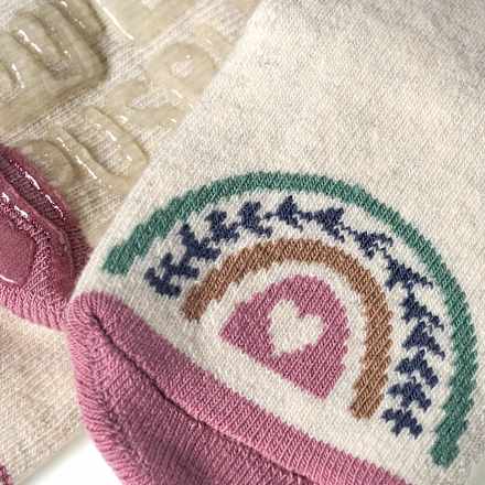 Stoppersocken mit Regenbogen-Motiv, beige, Gr. 23/24 PUSBLU