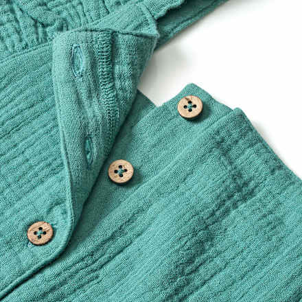 Overall mit Rüschen aus Musselin, türkis, Gr. 122 ALANA