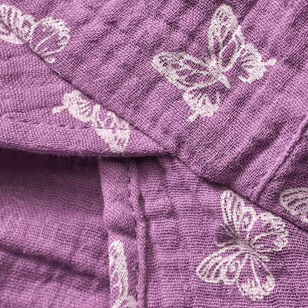 Schirmmütze aus Musselin mit Schmetterlings-Muster, lila, Gr. 50/51 ALANA