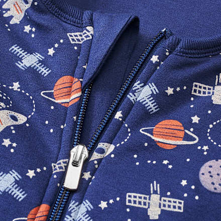 Schlafsack mit Beinen 2 TOG mit Weltraum-Muster, blau, 110 cm ALANA