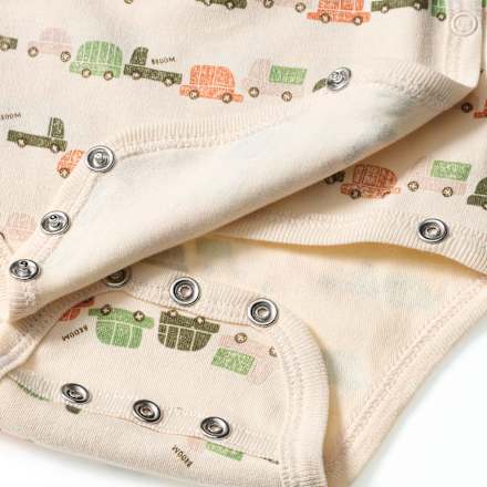 Wickelbody mit Auto-Muster & Mitwachsfunktion, beige, Gr. 62/68 ALANA