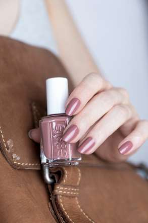 Nagellack 497 Clothing Optional essie
