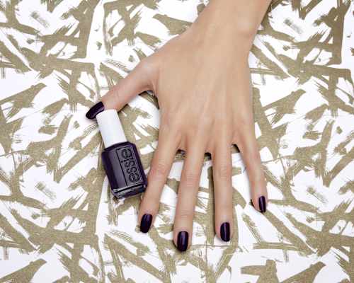 Nagellack 427 Maki Me Happy  essie