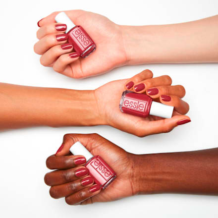 lak na nehty 413 Mrs always right essie