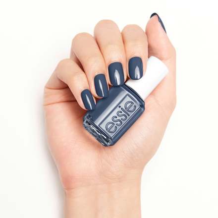 Nagellack 896 To Me From Me essie