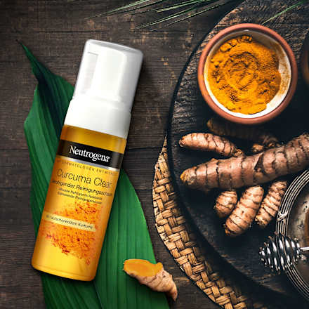 Reinigungsschaum Curcuma Clear Neutrogena