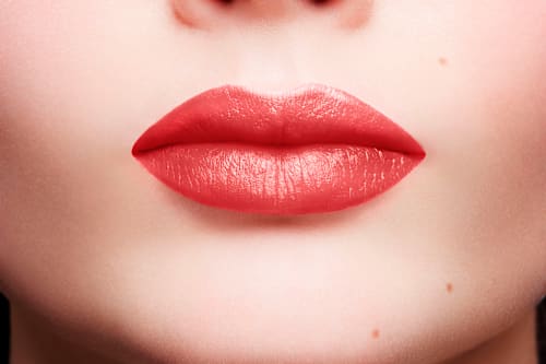 Color Riche Satine, Szminka 230 Coral Showroom L'ORÉAL PARiS