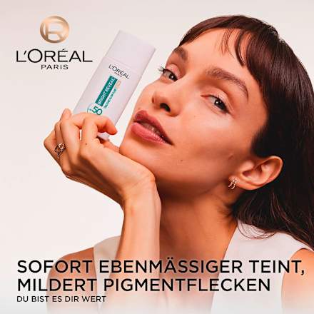 Fluid Glow Bright Reveal Getönt Hell LSF 50 L'ORÉAL PARiS REVITALIFT