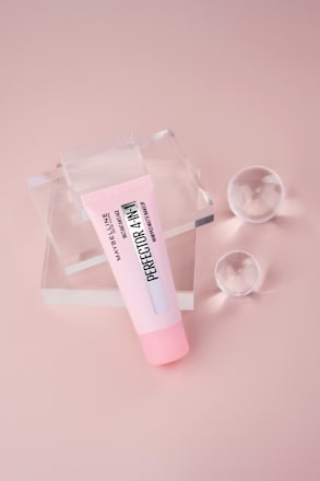 INSTANT ANTI AGE PERFECTOR 4-IN-1 tečni puder – 00 Fair/Light MAYBELLINE NEW YORK