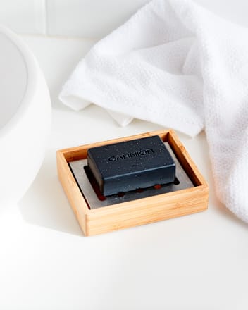 Czysta Skóra Kostka myjąca przeciw niedoskonałościom na twarzy i ciele  GARNIER