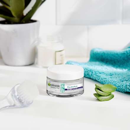 Nachtcreme Gel Hyaluron Aloe Hydra Booster Garnier Skin Active