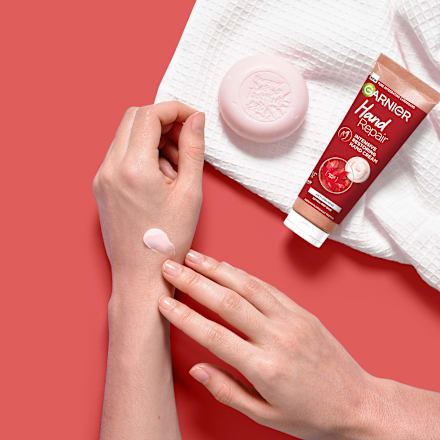 Intenzivna obnovitvena krema za roke Hand Repair GARNIER