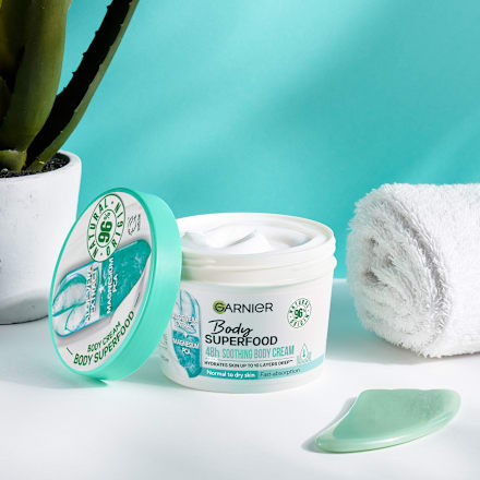 SUPERFOOD krema za telo:  aloe vera + magnezium PCA GARNIER Body